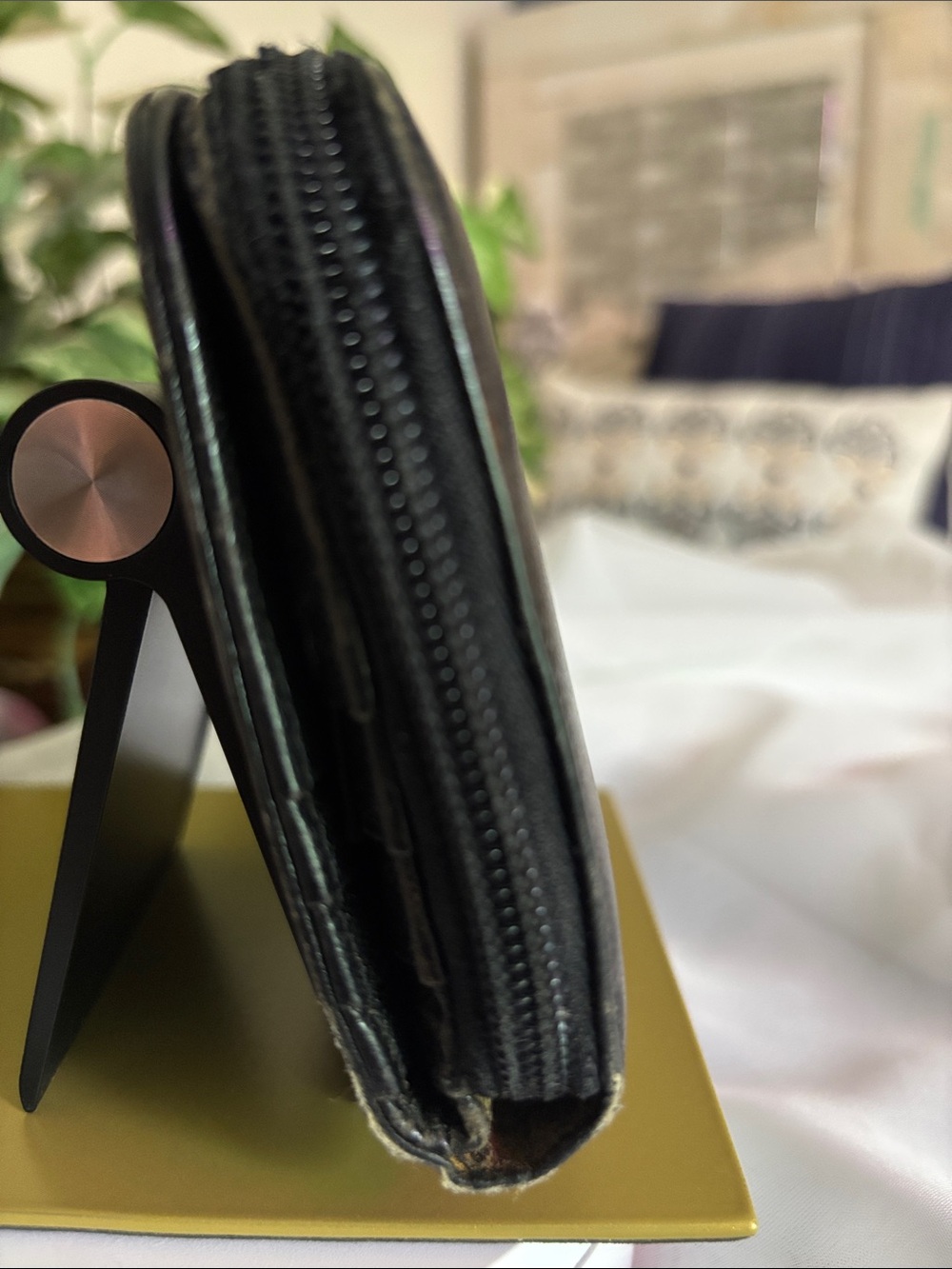 Prada Black Saffiano Leather Zip-Around Wallet - Picture 3 of 16